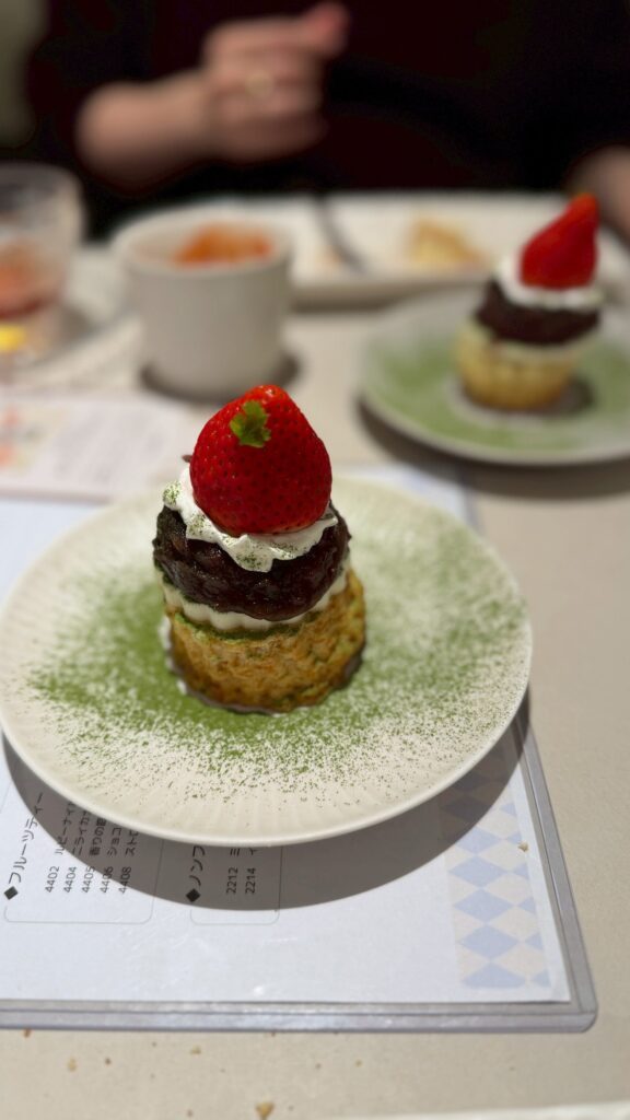 プレミアムスコーンの苺あんバターの写真